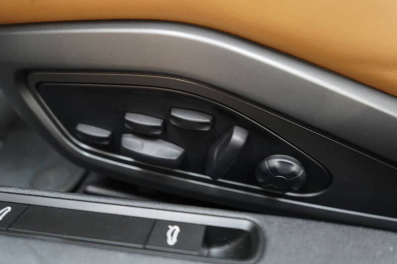 2024 Porsche 911 Targa 4S