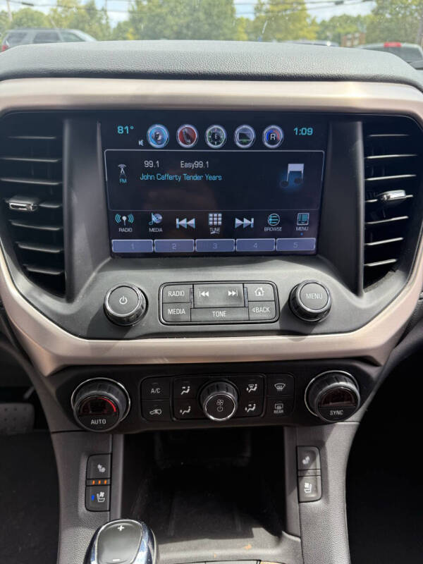 2019 GMC Acadia Denali