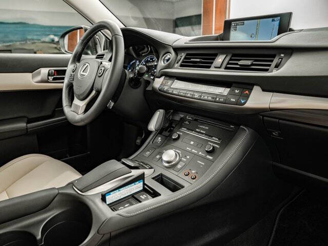 2014 Lexus CT 200h