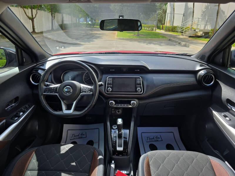 2018 Nissan Kicks SR