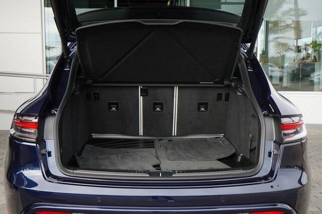 2023 Porsche Macan S