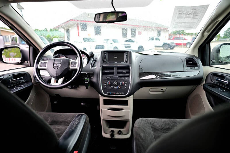 2017 Dodge Grand Caravan SE