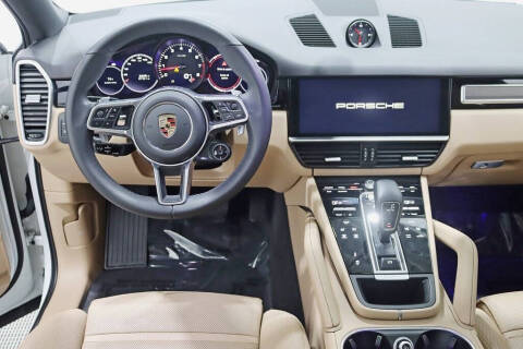 2023 Porsche Cayenne Coupe Platinum Edition