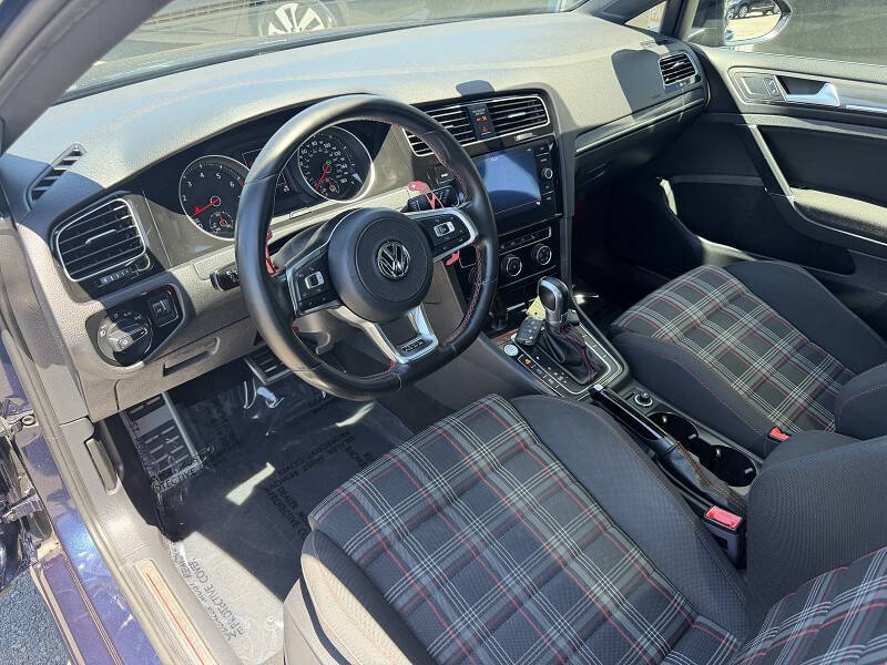 2018 Volkswagen Golf GTI SE