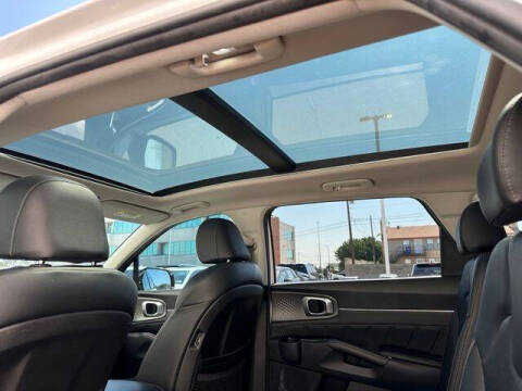 2023 Kia Sorento SX