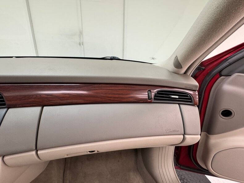 2004 Cadillac DeVille