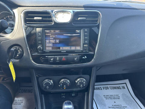 2014 Chrysler 200 Limited