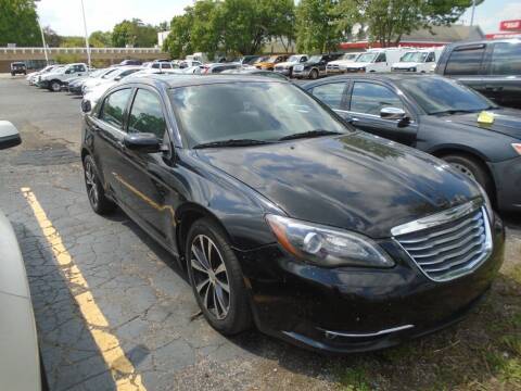 2013 Chrysler 200 for sale at Liberty Auto Show in Toledo OH