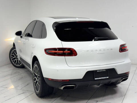 2017 Porsche Macan