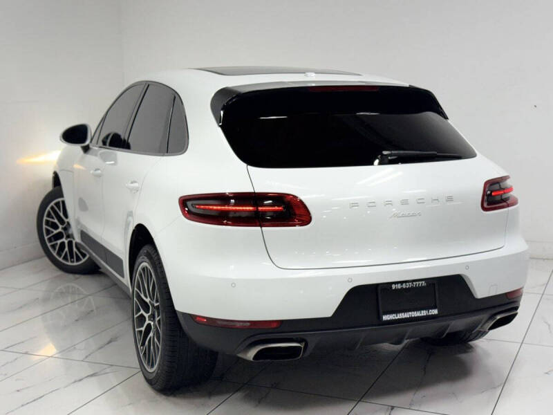 2017 Porsche Macan