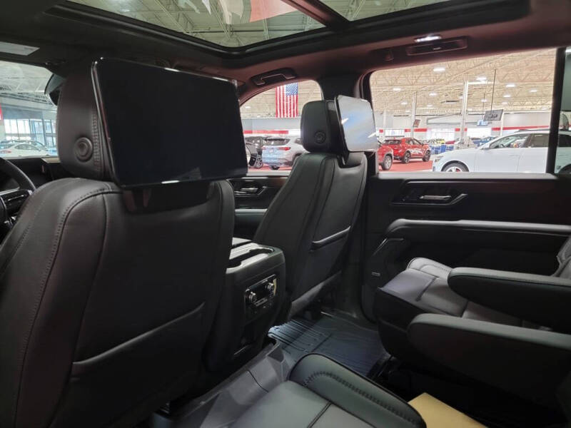 2025 GMC Yukon XL Denali