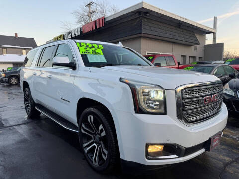 2017 GMC Yukon XL SLT