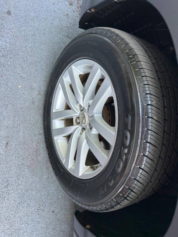 2014 Toyota Highlander LE