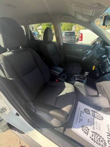 2018 Nissan Rogue S