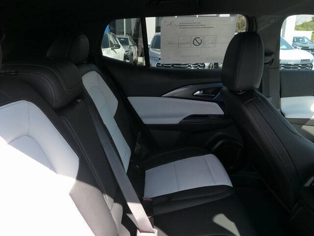 2026 Chevrolet Equinox EV LT 2