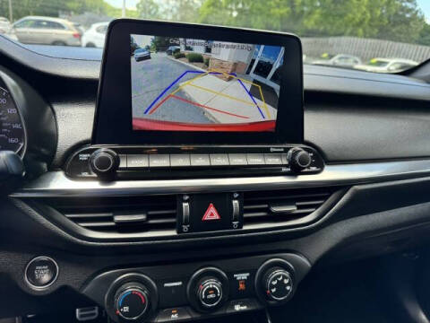 2021 Kia Forte GT Line