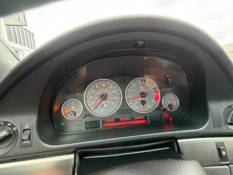 2003 BMW M5