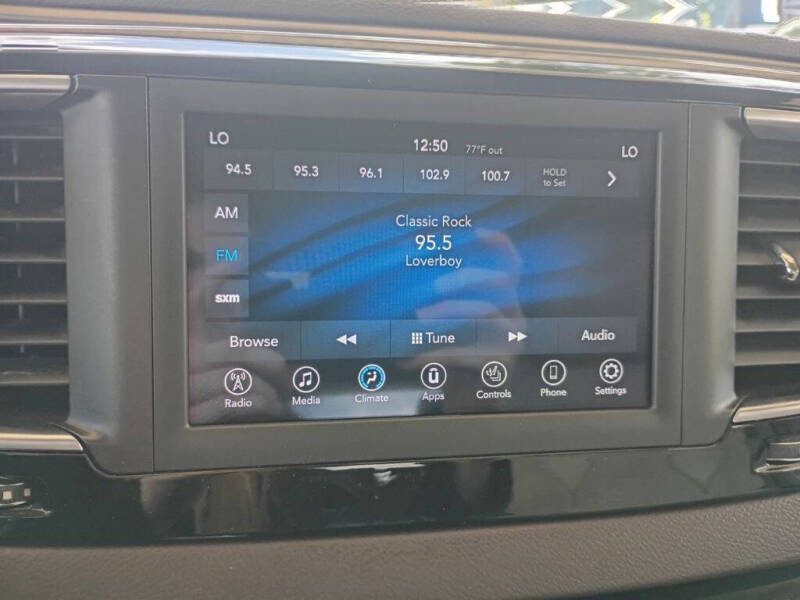 2018 Chrysler Pacifica Touring L