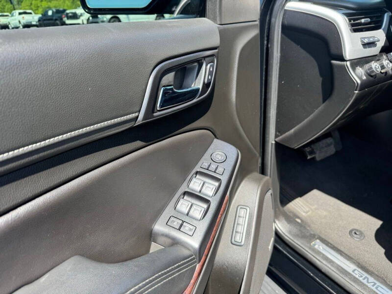 2020 GMC Yukon SLT