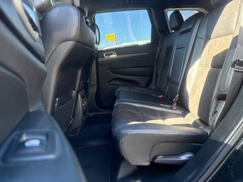 2020 Jeep Grand Cherokee Laredo