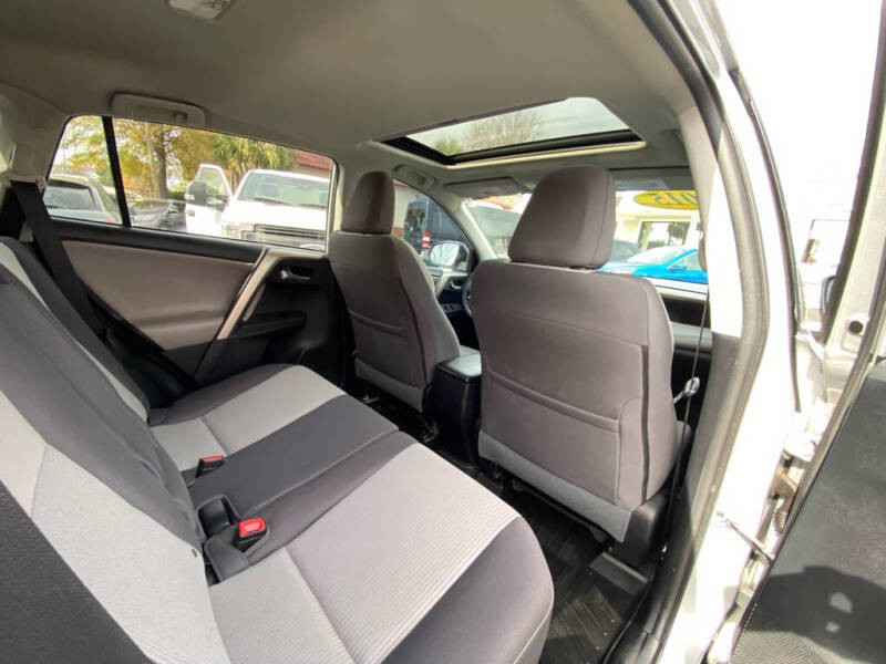 2015 Toyota RAV4 XLE