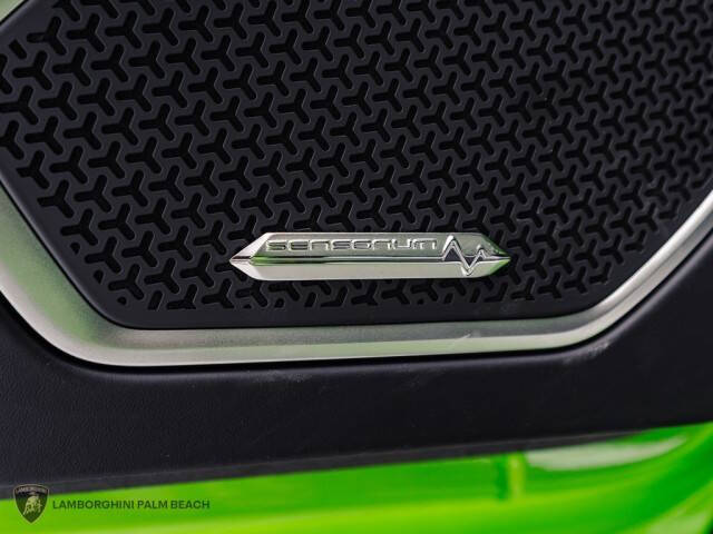 2025 Lamborghini Urus SE