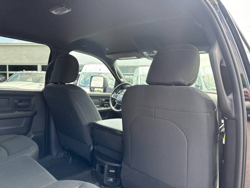 2026 RAM 2500 Black Express