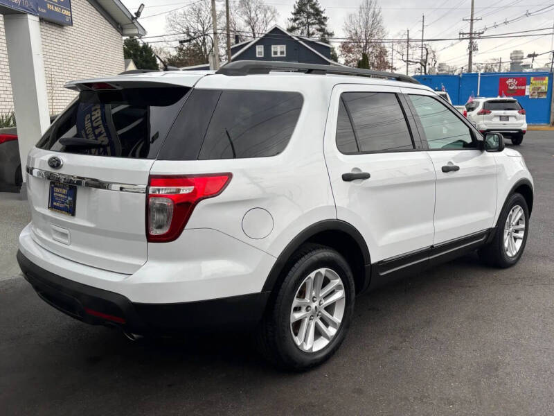 2015 Ford Explorer