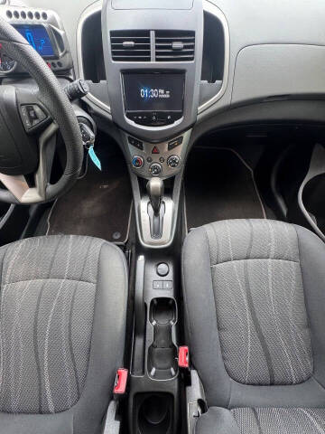 2013 Chevrolet Sonic LT Auto