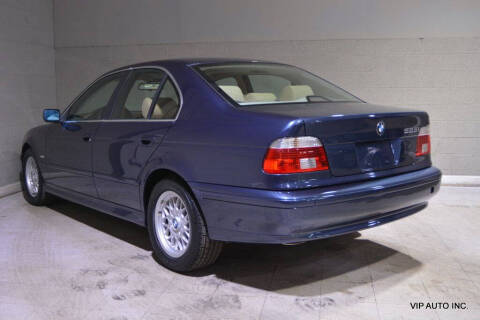 2002 BMW 5 Series 525i