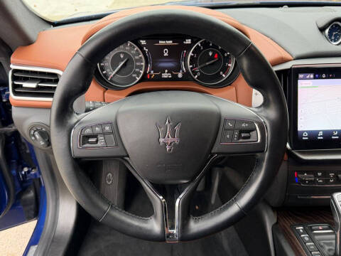 2022 Maserati Ghibli Modena Q4