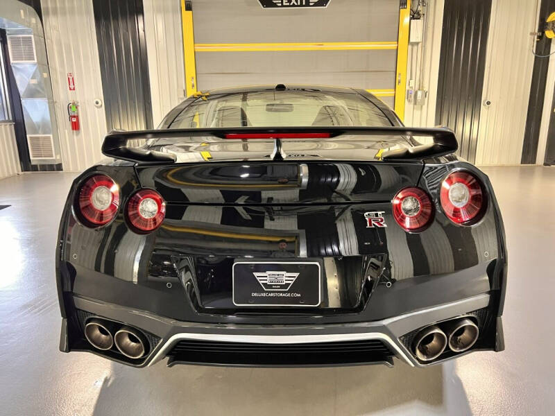 2018 Nissan GT-R Track Edition