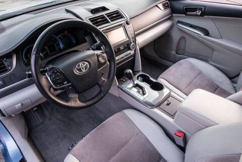 2013 Toyota Camry Hybrid XLE