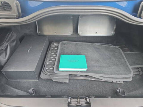 2024 Aston Martin DB12 V8