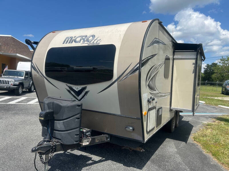 2019 Flagstaff 21FBRS Micro Lite
