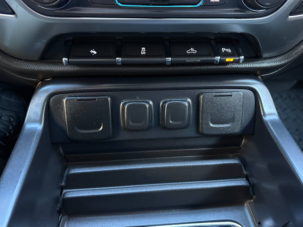 ChevroletSilverado 150047