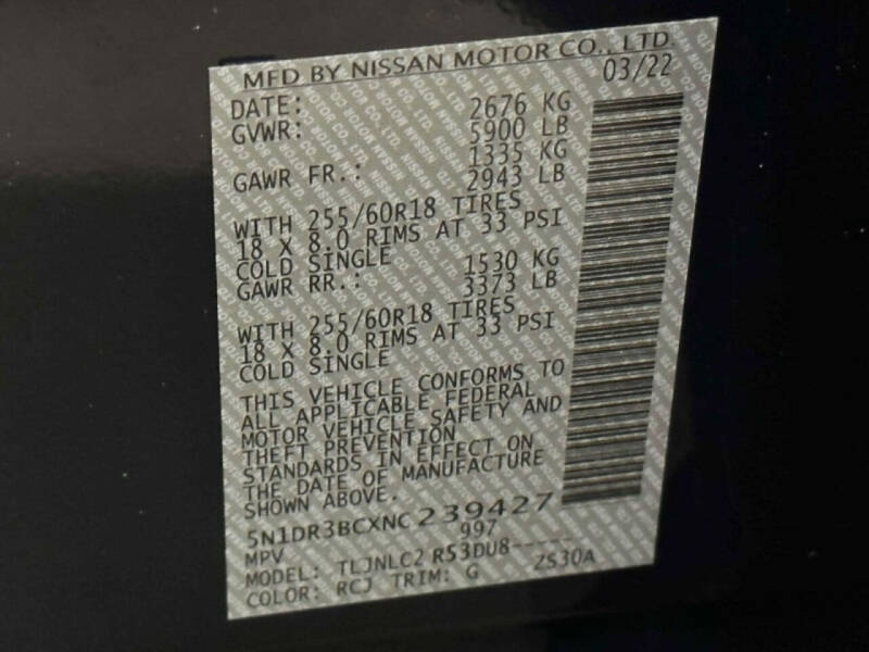 2022 Nissan Pathfinder SV