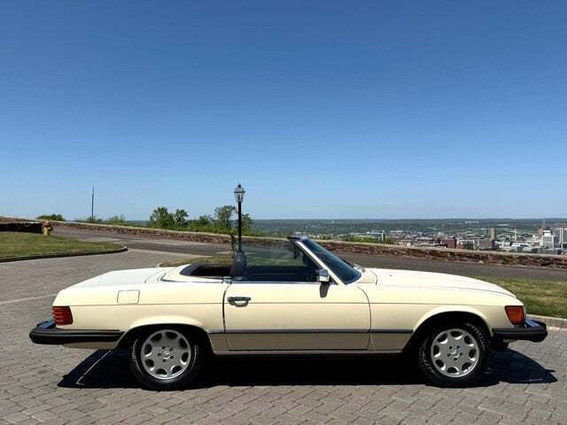 1982 Mercedes-Benz 380-Class 380 SL