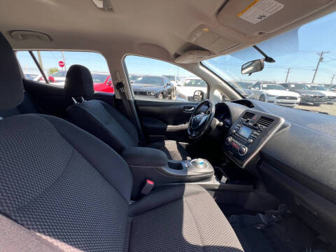2014 Nissan LEAF S
