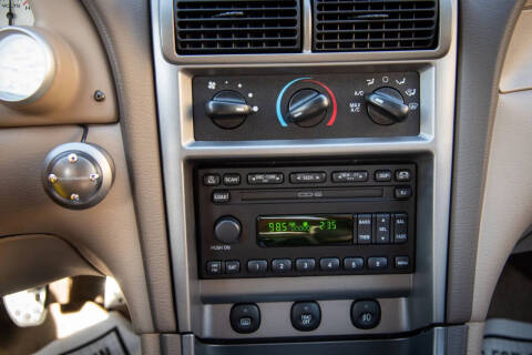 2004 Ford Mustang GT Deluxe