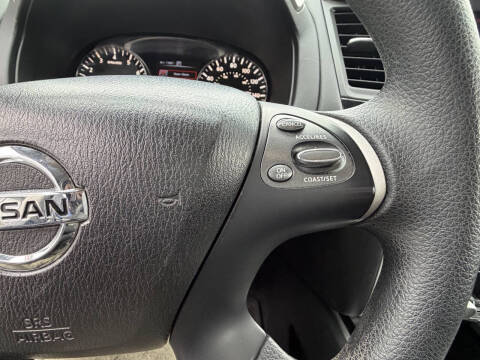 2018 Nissan Pathfinder S