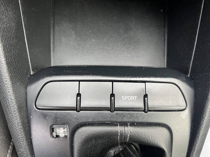 2021 Kia Rio 5-Door S