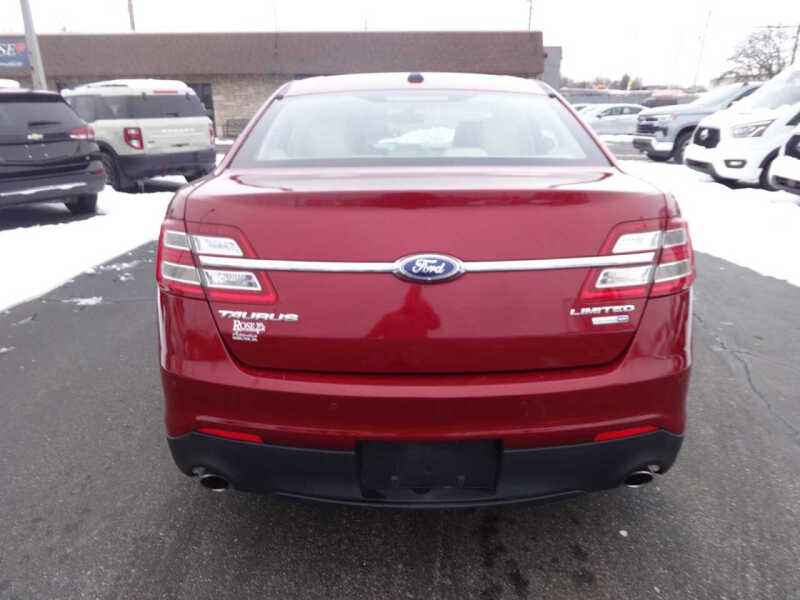 2015 Ford Taurus Limited