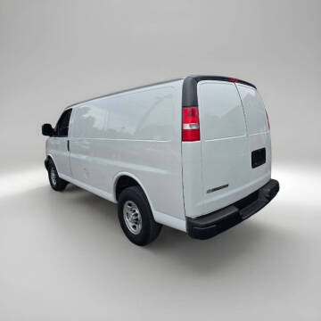 2021 Chevrolet Express 2500