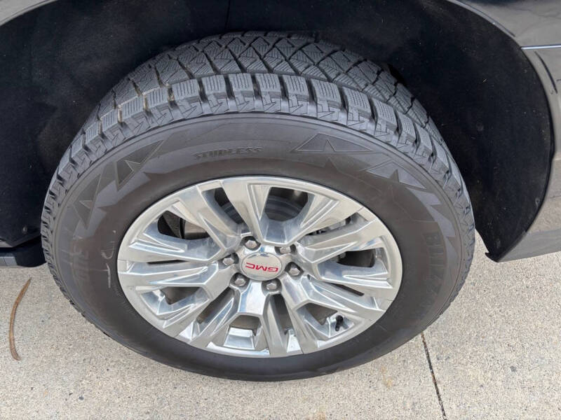 2025 GMC Yukon XL Denali
