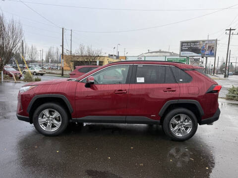 2025 Toyota RAV4 Hybrid XLE