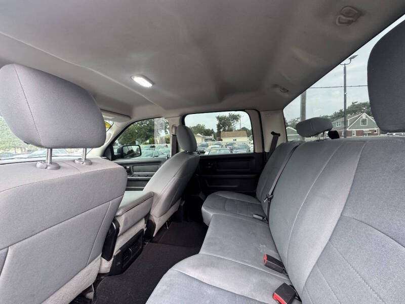 2017 RAM 1500 Express