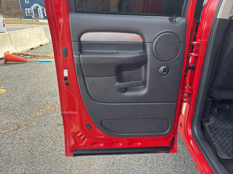 2005 Dodge Ram 2500 SLT