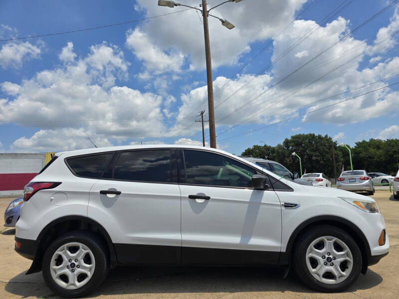 2017 Ford Escape S