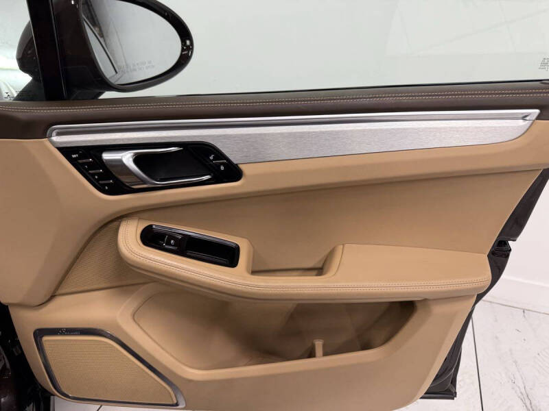 2017 Porsche Macan GTS